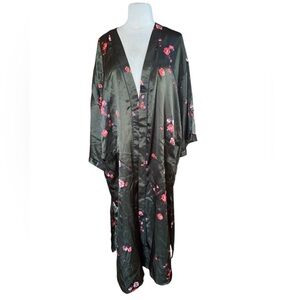 NWT‎ Good Floral Nylon Robe